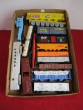 HO Scale Mixed Model Railroading Cars-Lot of 15 B