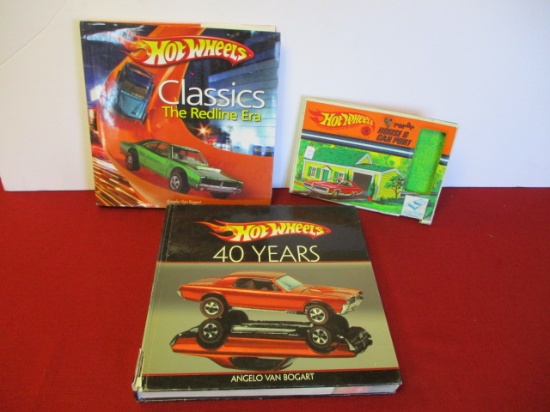 Hot Wheels 1967 Pop-Up House w/ Collector Books
