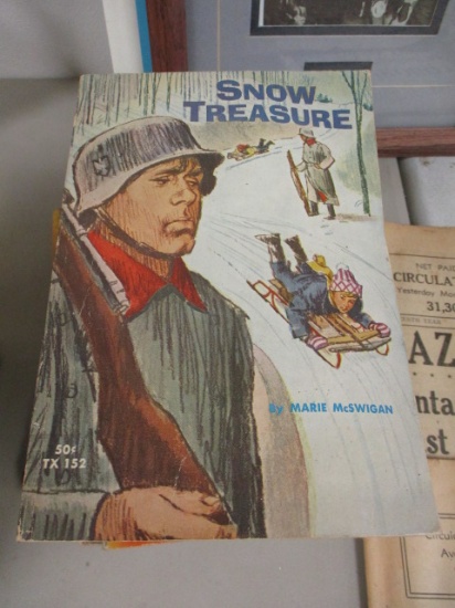Vintage Military Books