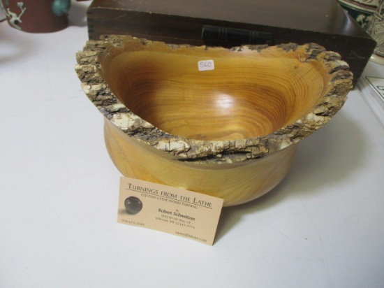 *LOCAL ITEM-Robert Schweitzer Carved Burl Wood Bowl