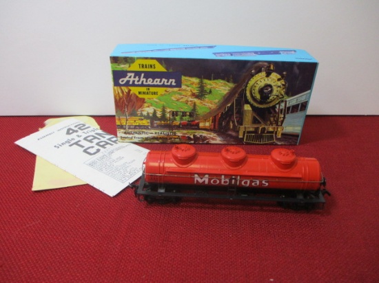 Athearn Mobil Gas Advertising HO Scale Rail Car