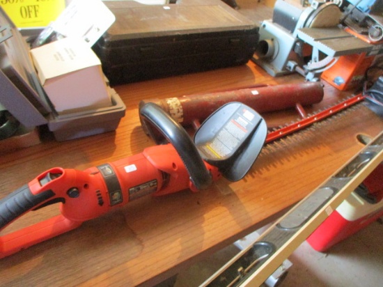 Black & Decker 24" Hedge Trimmer