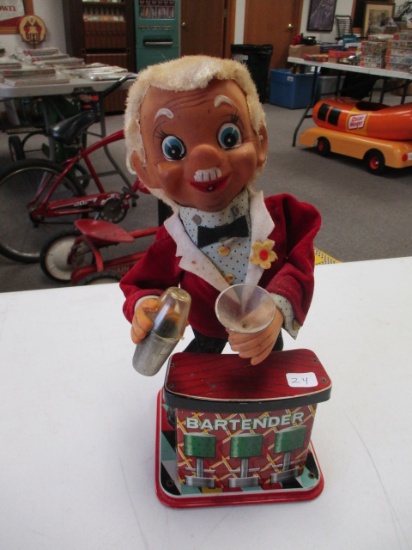 Charlie Weaver Battery Operated Bar Tender