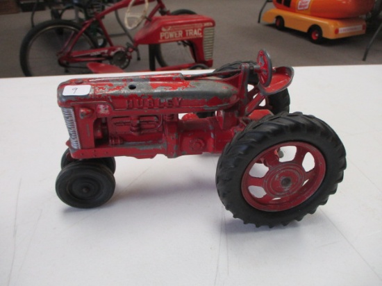 Hubley Cast Aluminum Scale Model Farm Tractor