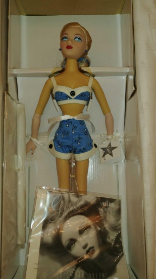 Gene dolls. Simply Gene and Simply Gene 2002