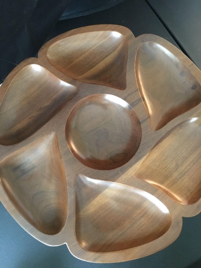 Wooden Lazy Susan Type Appetizer Tray