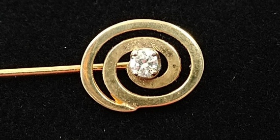 14 kt, y/g diamond stick pin