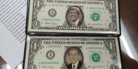 10 US dollars - George Bush/John Kerry stick on heads