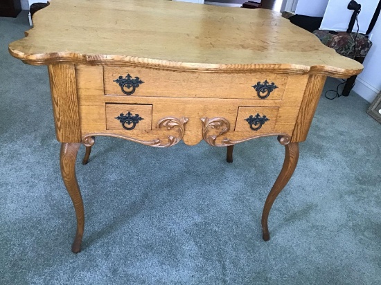 Exquisite antique oak desk