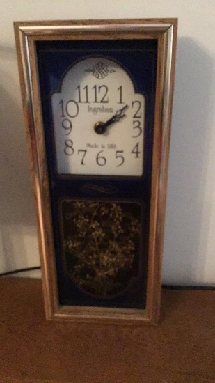 Small Ingraham battery clock.  Made in USA