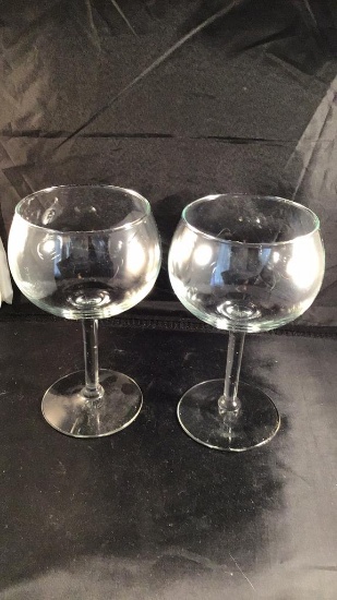 Pair footed wine glasses