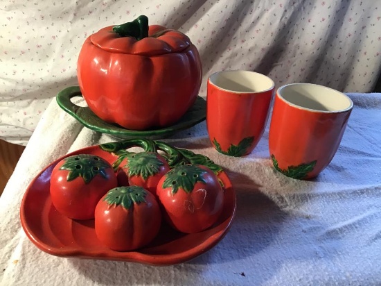 Tomato design japanware tea set