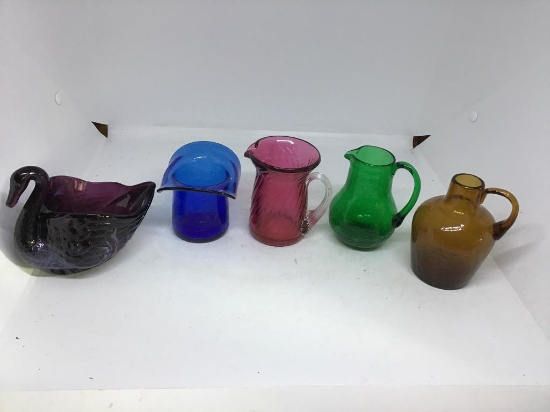 Miniature pitchers, hat, swan.  Kanawha, Viking,