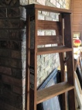 Wooden 6 feet ladder, Davidson