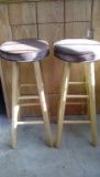 2 stools 30