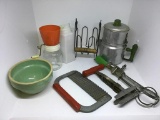 Lot vintage kitchen items