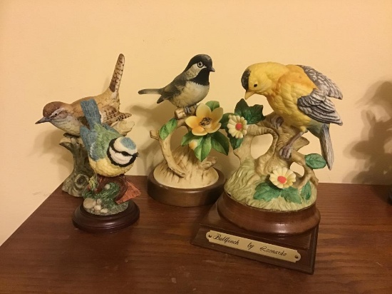 Collection of bird figures.  Lefton and others