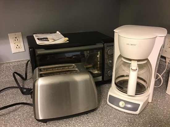 Black and Decker toaster oven, toaster and coffee