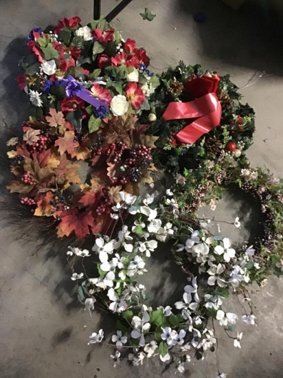 Seasonal wreaths