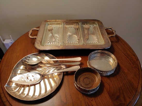 Silverplate server and serving pieces