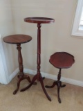 Lot 3 plant stand, accent tables mahogany. 20, 27