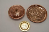 An Early 20th Century Copper Tray 22cm diameter Together With a Lidded Bowl