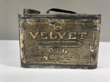 Early Nourse Velvet Oil Can