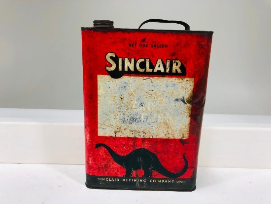 Early Sinclair one gallon graphic oil can