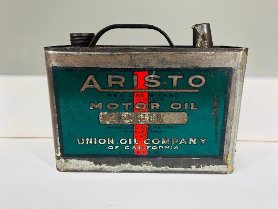 Union Aristo half gallon oil can