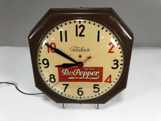 Drink Dr. Pepper Clock