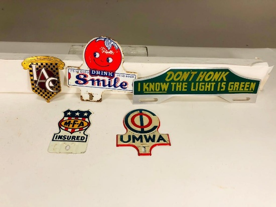 Lot of 5 various license plate toppers MFA Smile UMWA