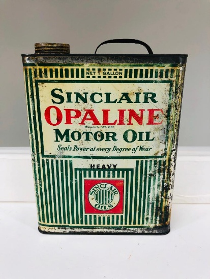 Early Sinclair Opaline Oil Can