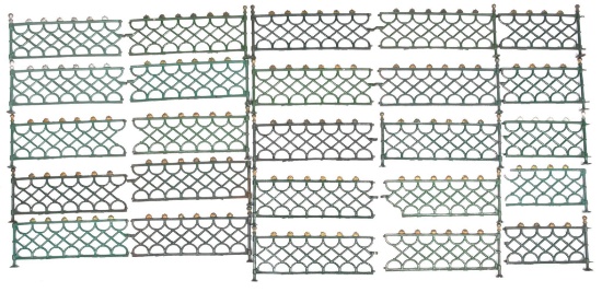 25-Kenton Ornate Cast Iron Fencing w/one foot & extra