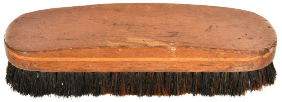 Pure Advertising Clothes Brush