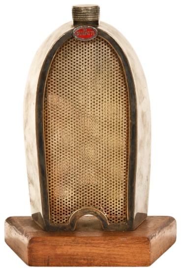 Bugatti Grille Shell Display