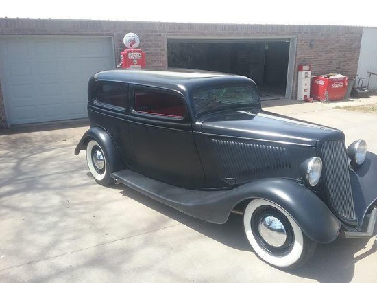 1934 Ford Tudor Sedan