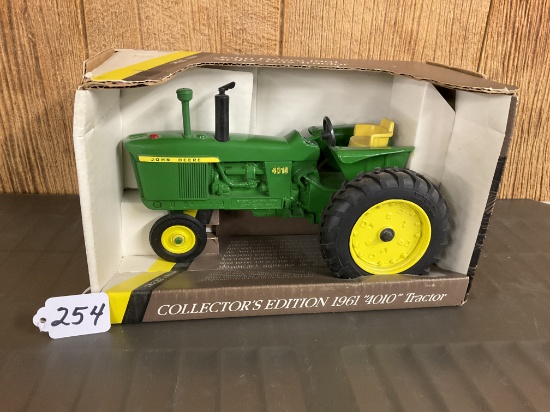 JD 1961 4010 Gas Tractor CE