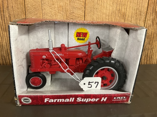 Farmall Super H Tractor