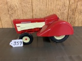 IH 460 Diesel Orchard Tractor