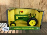 JD 520 Tractor