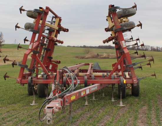 Kraus 30' field cultivator w/ harrow