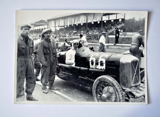 El Conde Luigi PREMOLI 19081988 en su Salmson 110 cc en 1931 1er lugar del