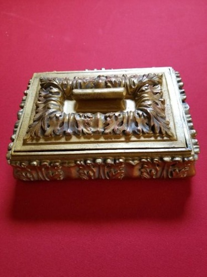 World Bazaars Vintage ANTIQUED GOLD Ceramic TRINKET Jewelry BOX