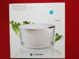 le creuset salad spinner