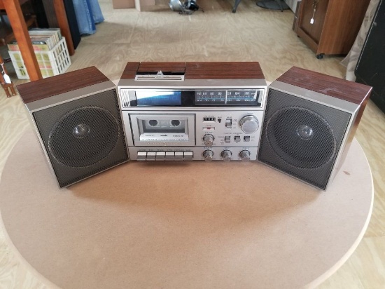 Vintage GE Stereo System w/Detached Speakers