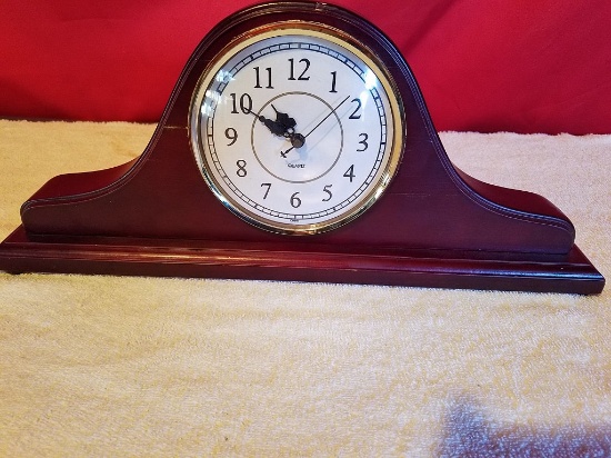 Mantle Clock