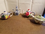 4 Ceramic Tea Pots