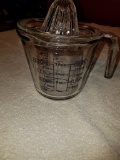 Glass Measuring Cup & Juicer