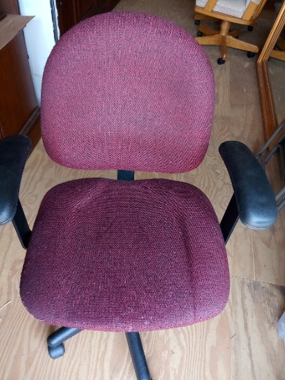 Tweed Upholstered Office Chair on Casters