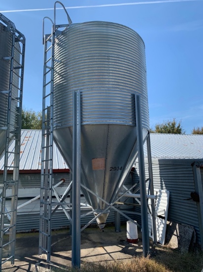 12 Ton Feed Bin